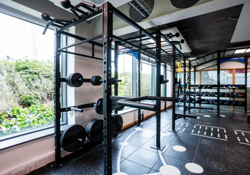 Cheltenham-Ladies-College-Indoor-L-Shaped-Rig-BeaverFit-UK-Indoor-Fitness-Campus-Group-Training-4