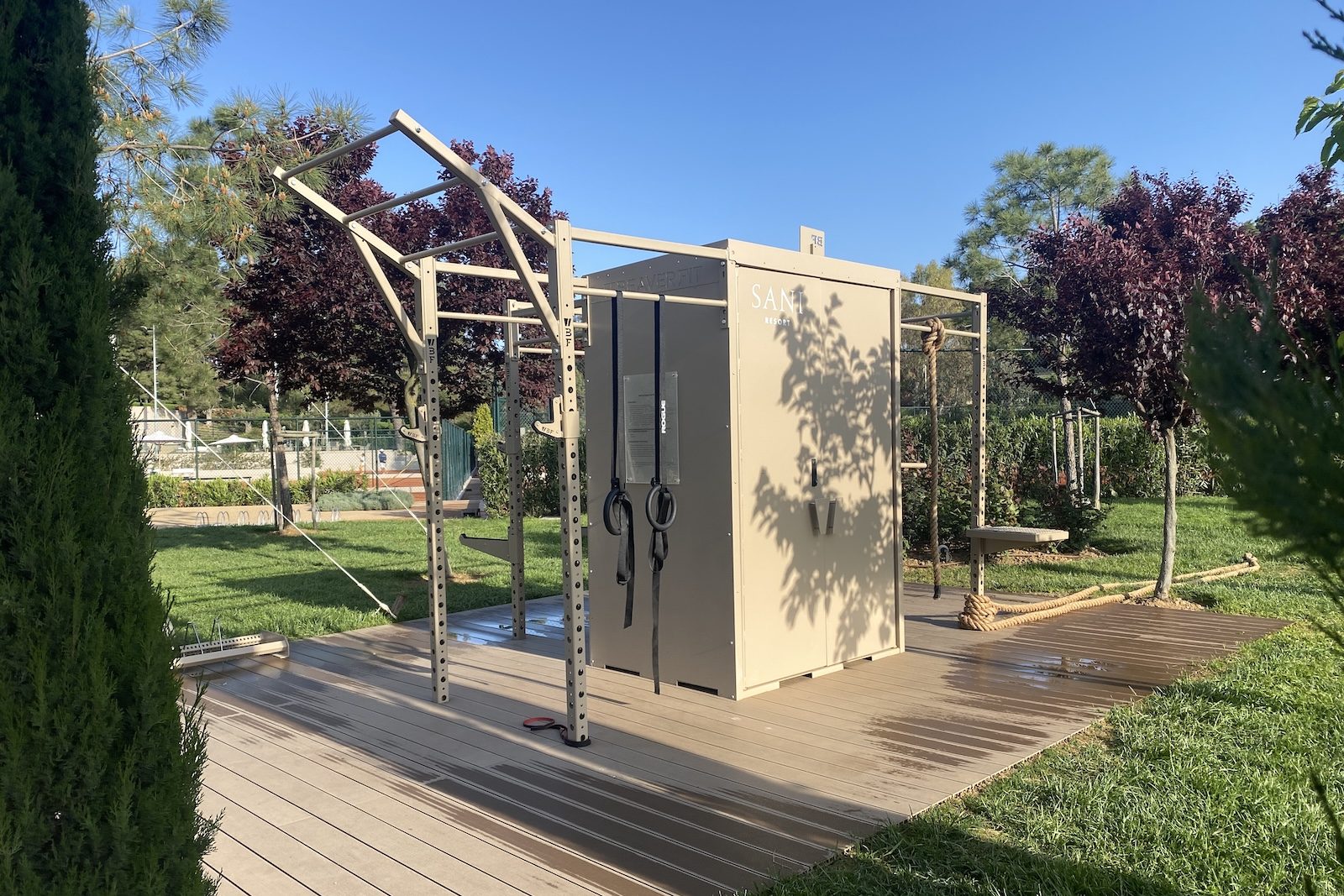 Sani Resort Shred Shed